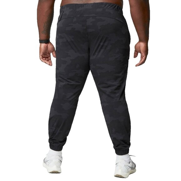 NWOT Men's Fabletics 2X Short BLACK TACTICAL CAMO The One Jogger - Picture 2 of 6